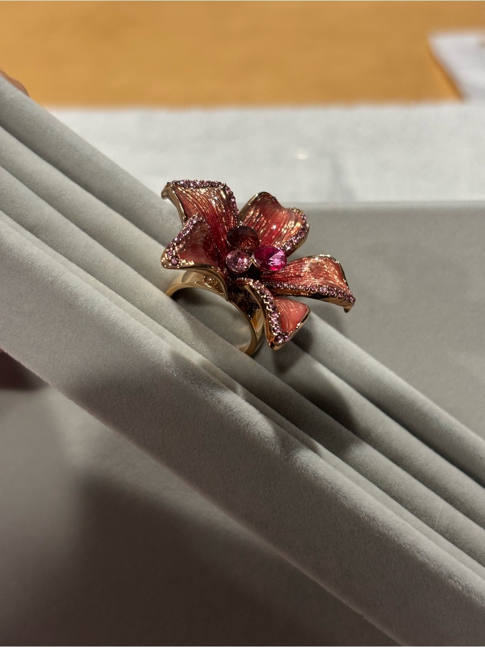 kate spade Pink Flower Rose Gold Ring size 5 - Picture 3 of 12